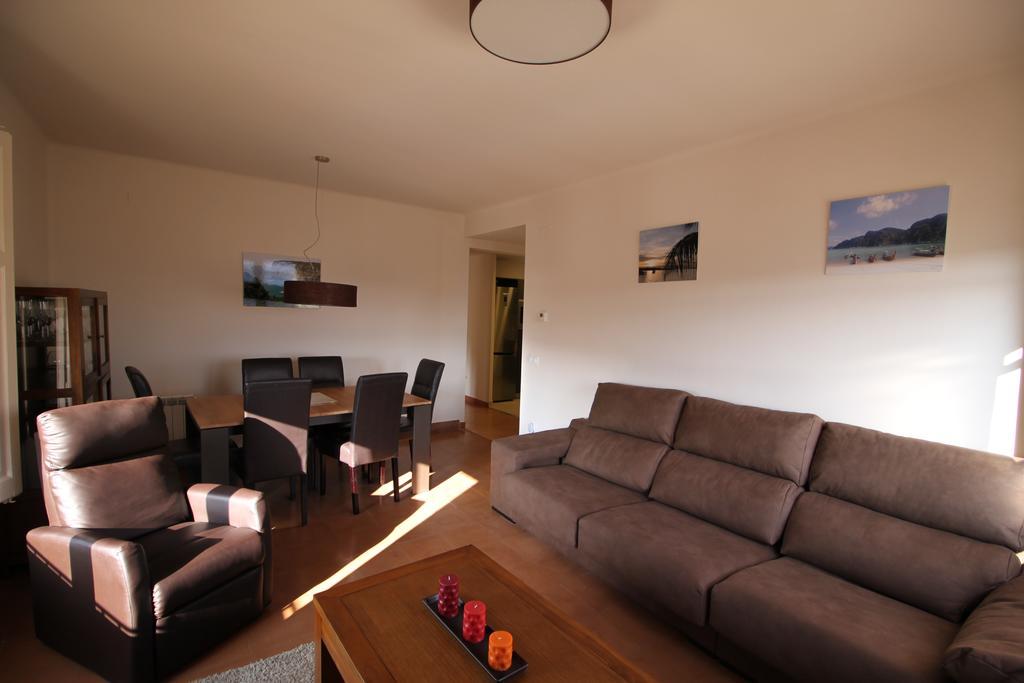 Apartment Market Square Cardona Ngoại thất bức ảnh